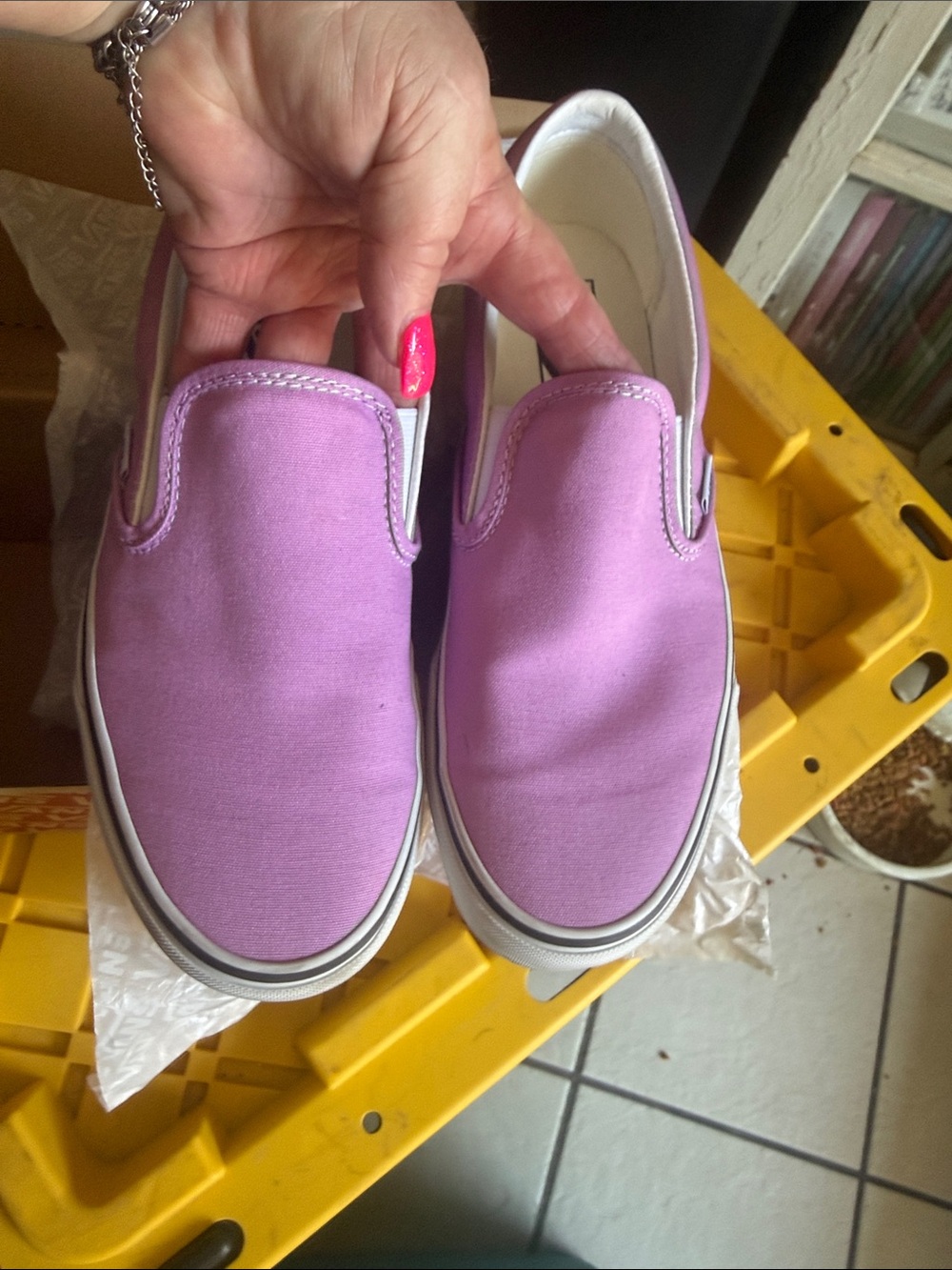 Vans in Orchid/True White